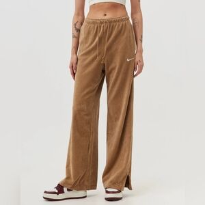 Nike Women's Sportswear Velour Wide-leg Pants size Large